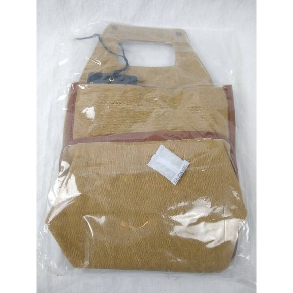 BBQ Favorite B Word Beer Carrier MONA B. - Picture 2 of 3